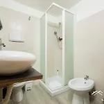 Aquarium 4' | 1br | Wi-fi By Tilo Апартаменты